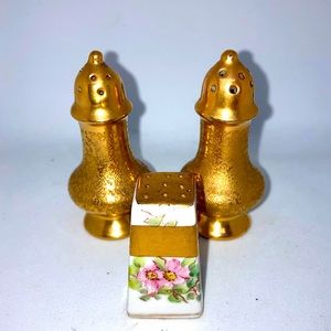 Vintage lot of 3 Gold gilded ceramic salt  shakers floral Japan